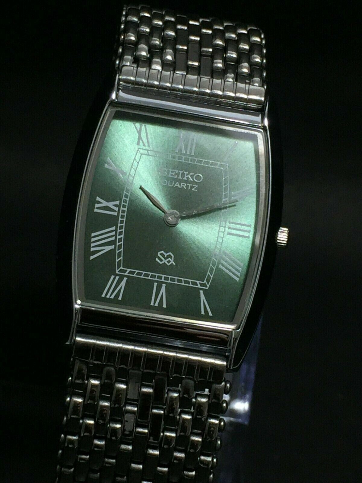 Vintage Seiko Slim Barrel Quartz Men’s Green Face Dress Watch-Free DDP Shipping