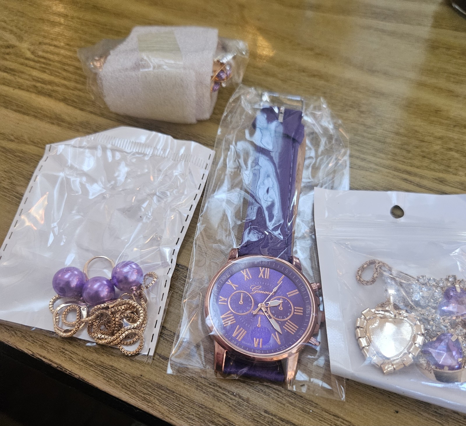Set Of 4 Women’s Watch And Jewelry Gift Set.