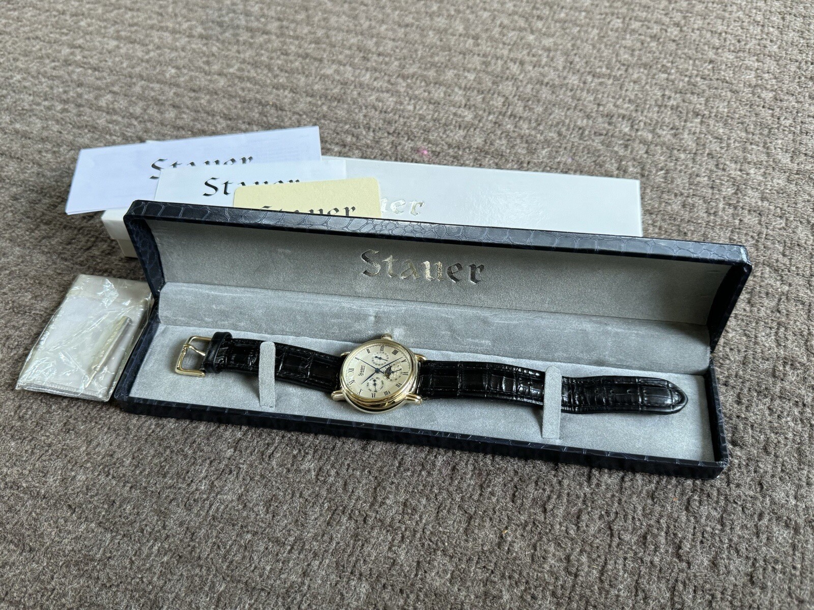 Stauer 27 Jewels 13452 Automatic Calendar 24 hour Sun/Moon Men’s Watch w/ Box