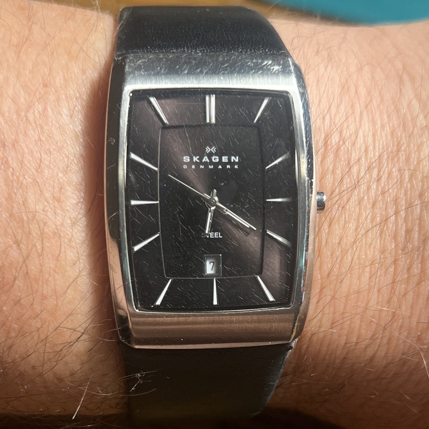 Skagen Denmark Black Dial w/Date Formal/Dress Watch – Great Father’s Day Gift