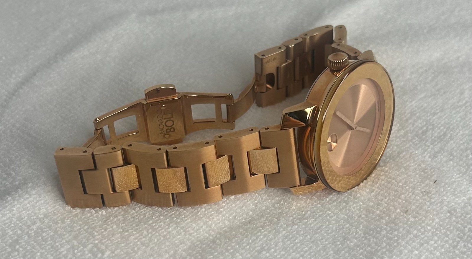 Movado Bold Rose Gold Ion-Plated Stainless Steel 36 mm Watch Box Set 3600342