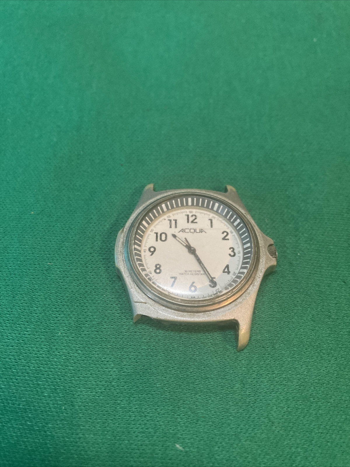 Vintage Acqua 30 Meters Water Resistant Watch