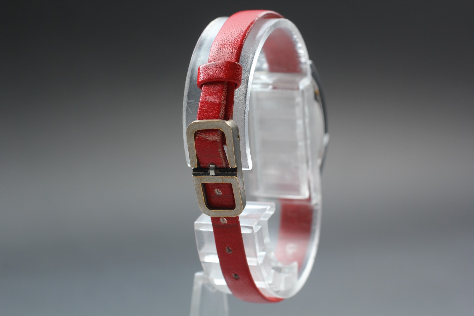 [Exc+5] Vintage Bulova Dior N2 Hand-Wind Red Asymetrical Women’s Watch