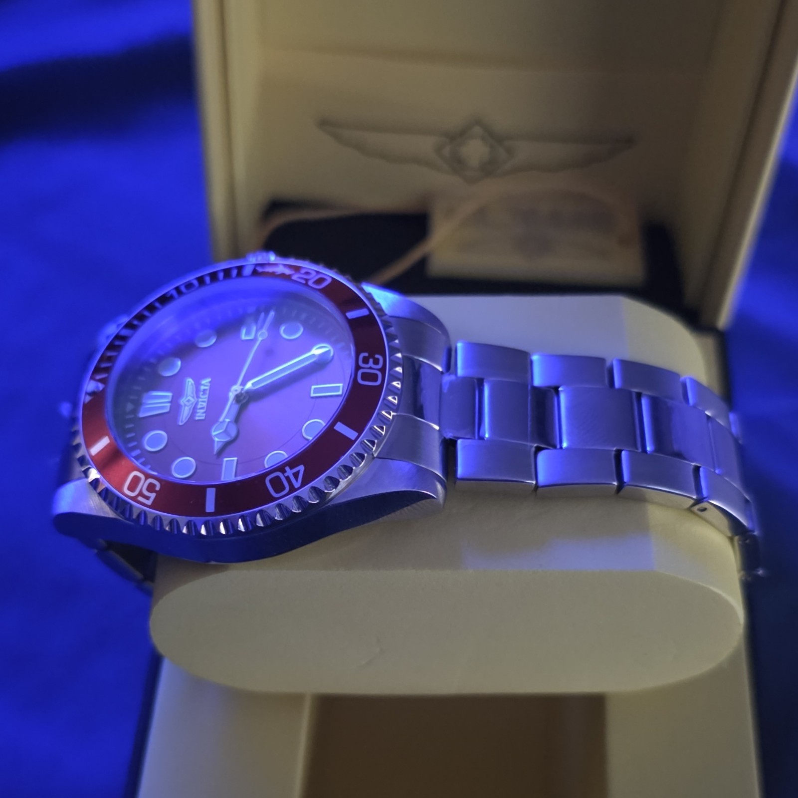 Invicta 43mm Pro Diver Men’s Quartz Red Dial Red/Black Bezel SS Bracelet w/ Box