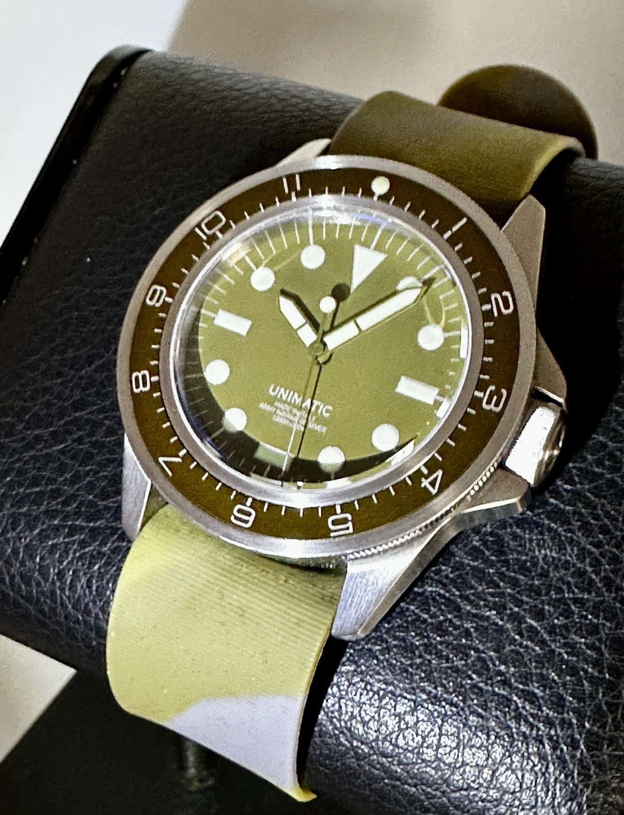 Unimatic U1-DZ Limited Edition 400 Pieces Military 300m Diver Olive Green Dial