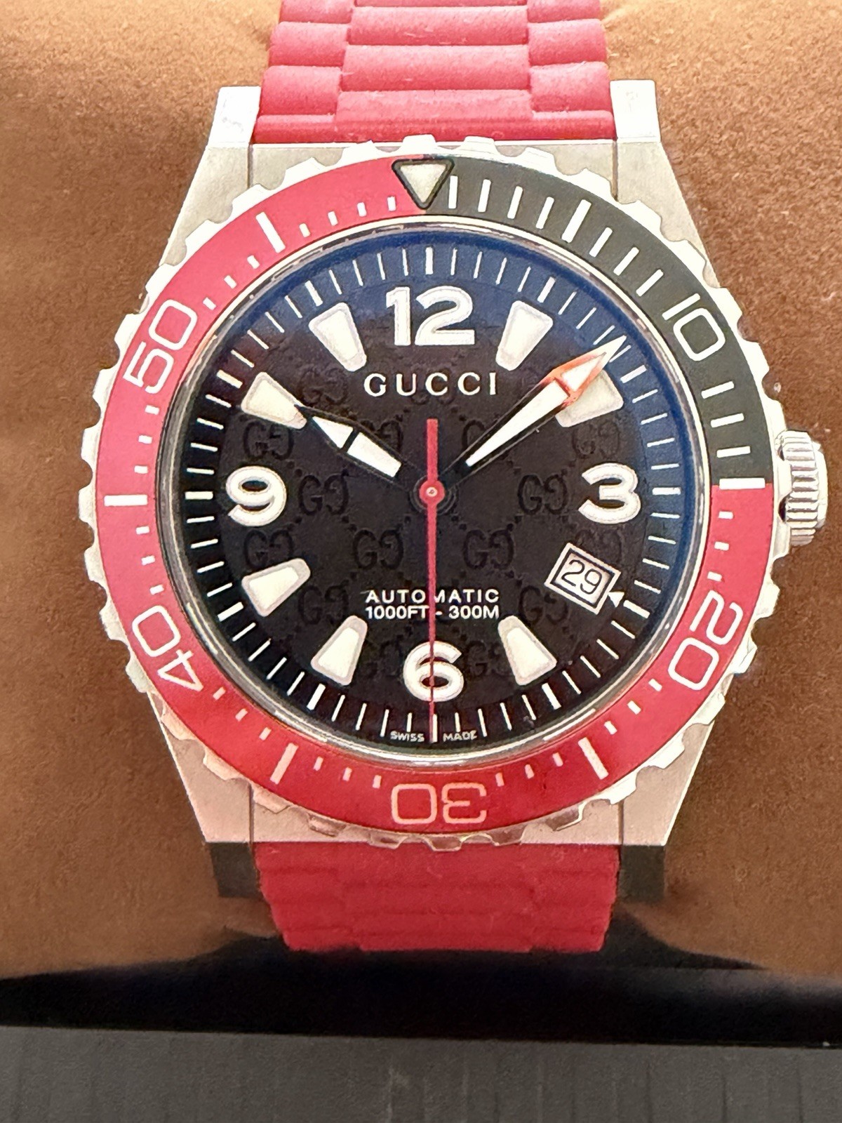 Vintage Gucci Dive Watch 2009 Deadstock Pantheon XLarge Watch Swiss Made B&P