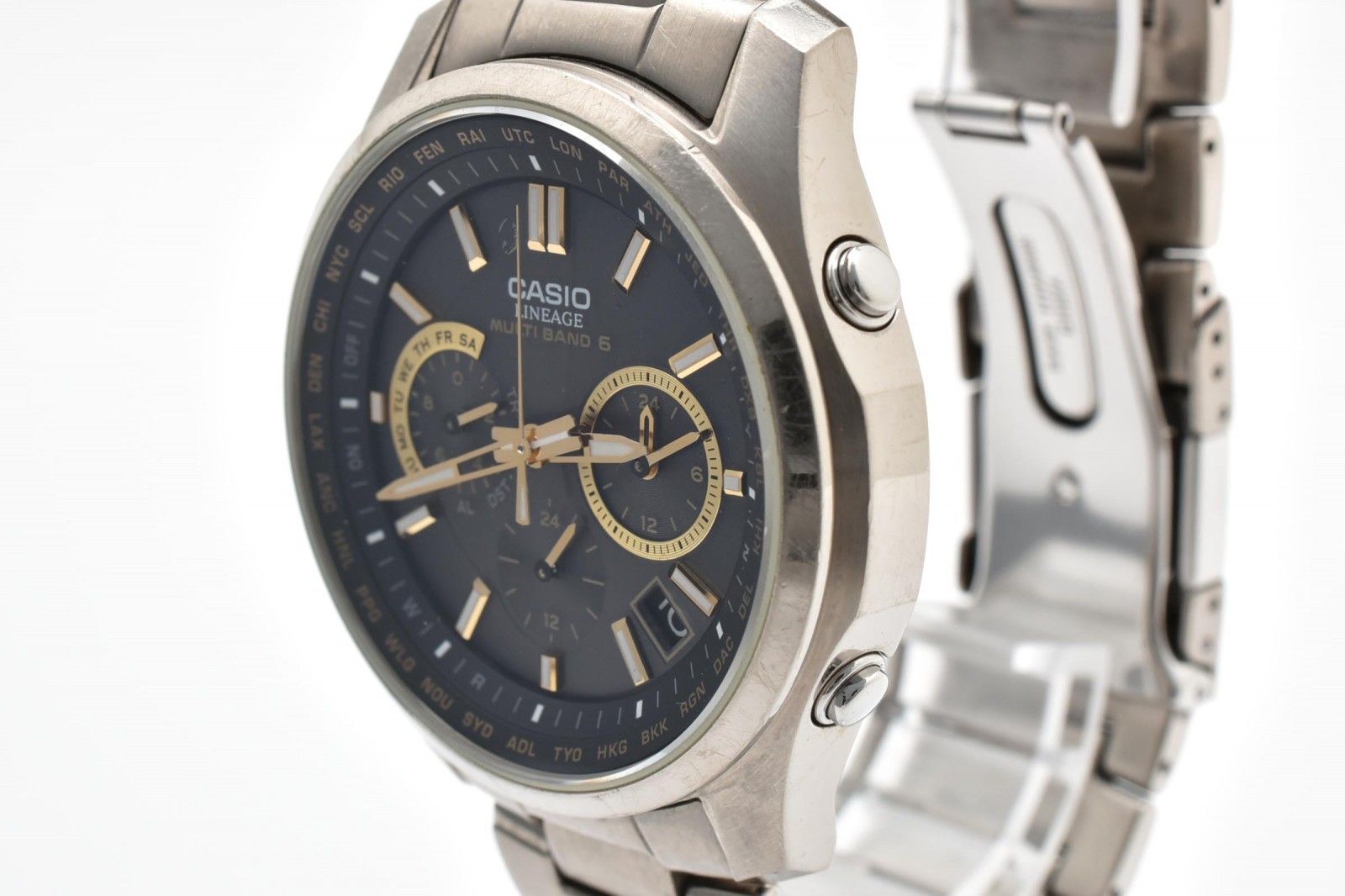 Authentic Casio Lineage LIW M610TDS Solar Radio Titanium Watch