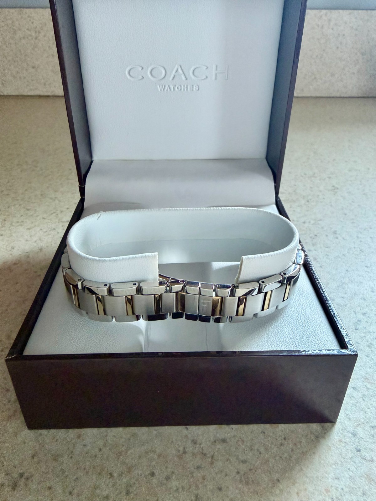 Coach Women’s Watch Stainless Steel Silver and Gold 14500121 *Brand New*