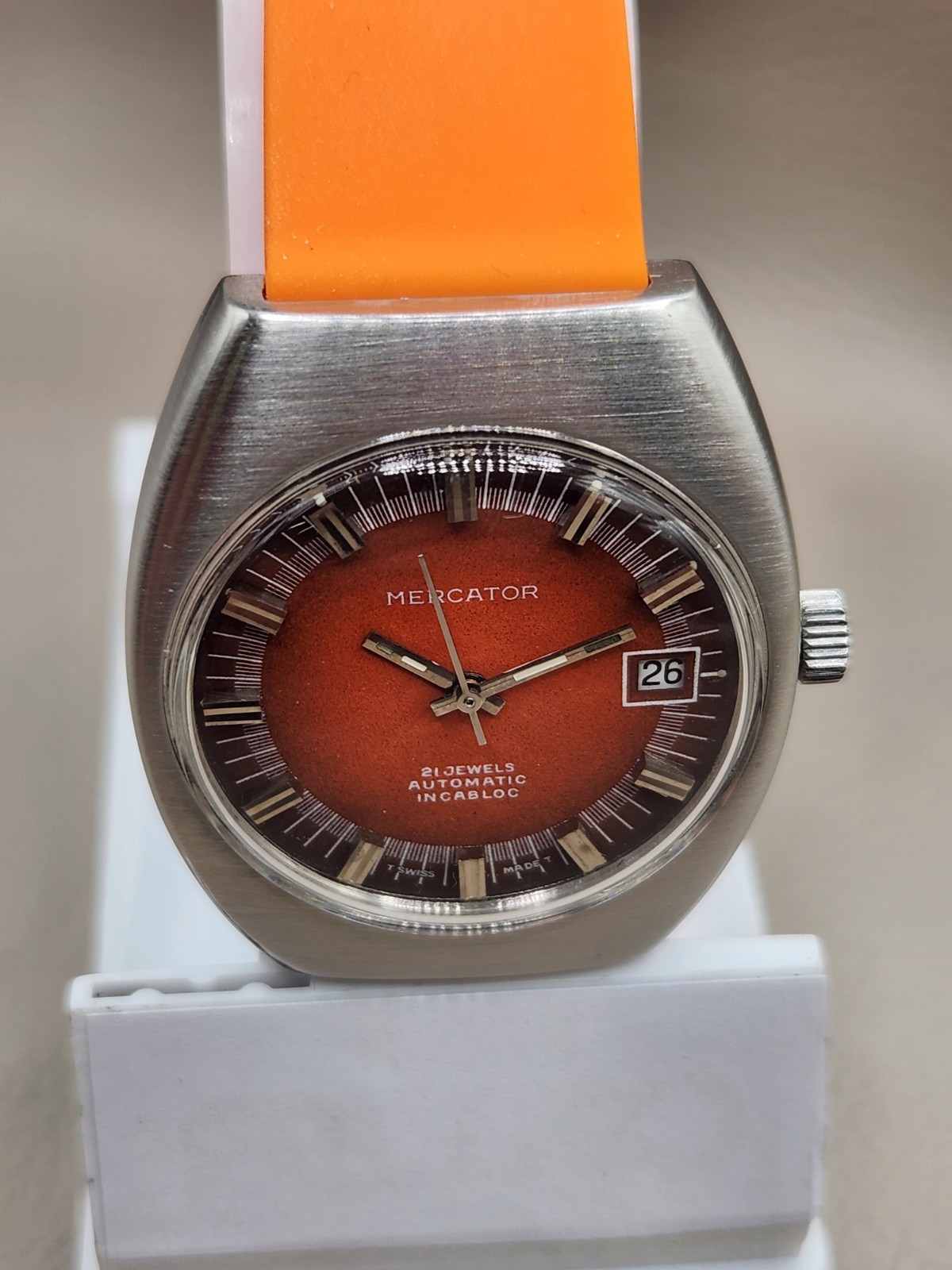 Vintage Men’s Mercator Automatic Swiss Watch Keeps Excellent Time