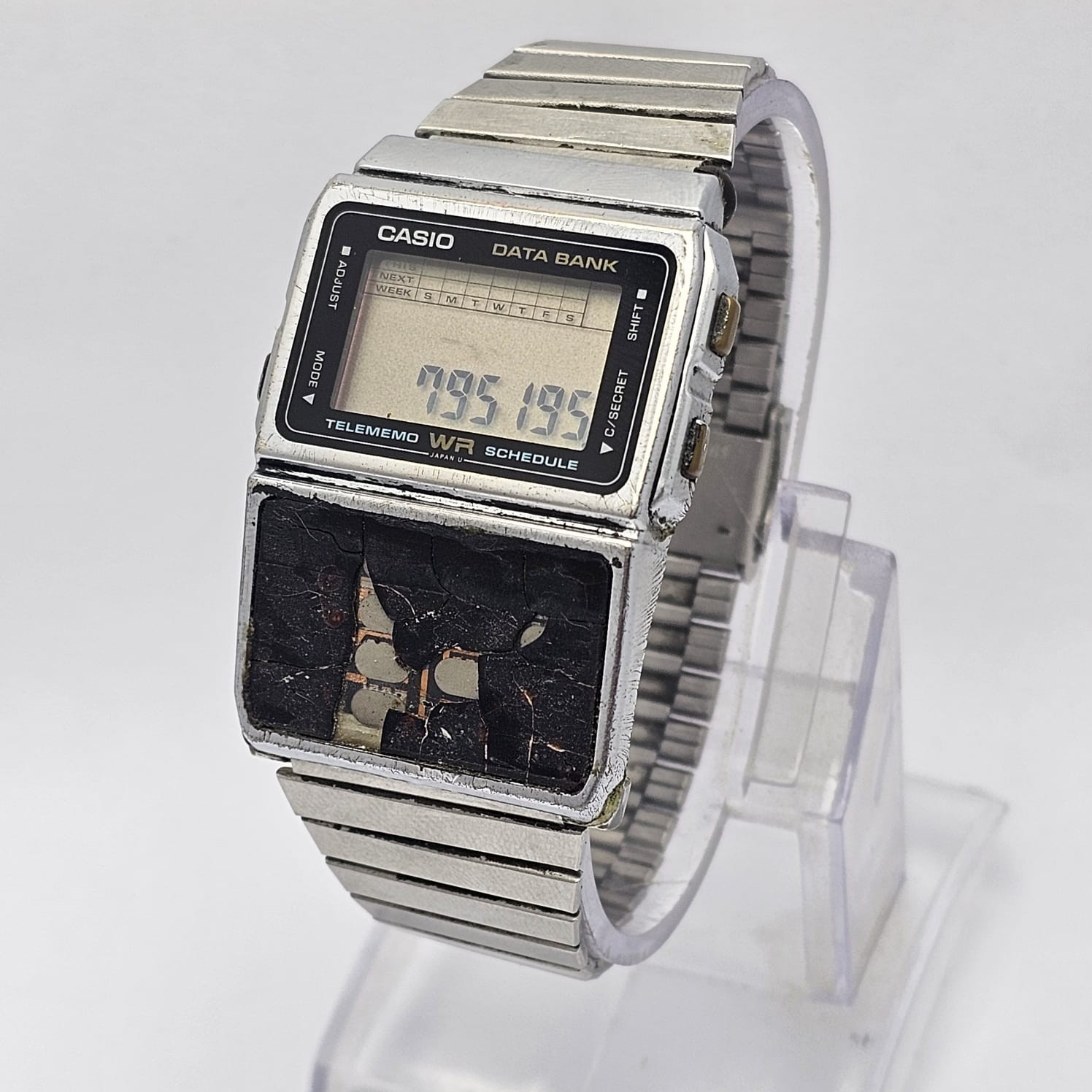 Casio DBC-610 Databank Quartz Vintage Men’s Watch