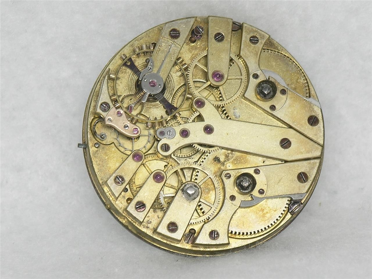 VERY RARE 30 JEWEL 44MM JUMPING INDEPENDENT SECONDS SWISS MOVEMENT, RUNNING!