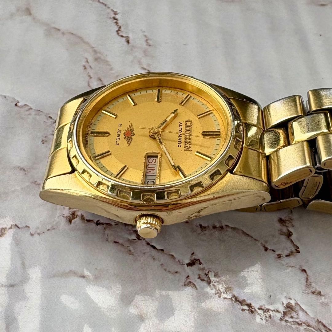 Citizen Mechanical Automatic Wristwatch Gold Dial Day Date 1970s