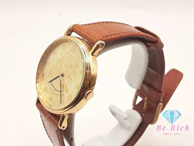 [A1R] Tokyo Disneyland Mickey V301 6E30 Gold Brown GP Watch [h7v]