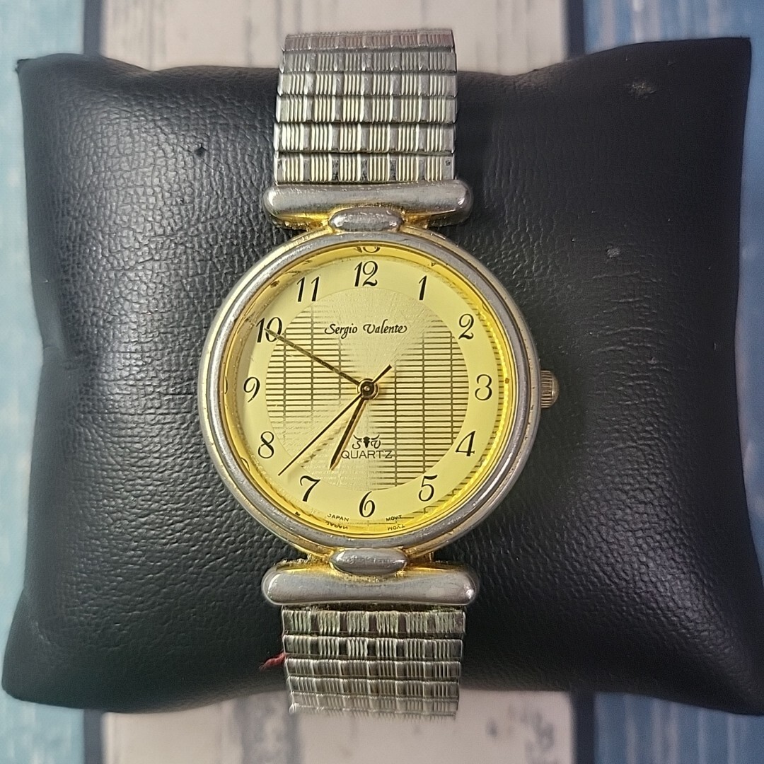 Vintage Sergio Valente Gold Toned Omni Quartz Men’s Watch (NEEDS NEW BATTERY)