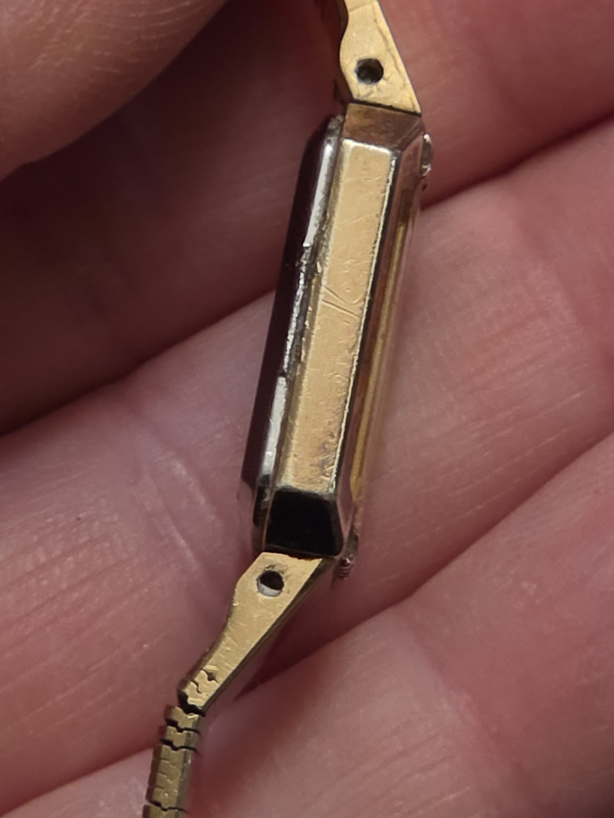 Vtg SEIKO Womens 2E20-5099 Diamond Bezel Gold Dial 14mm Quartz Watch, 7 1/4″