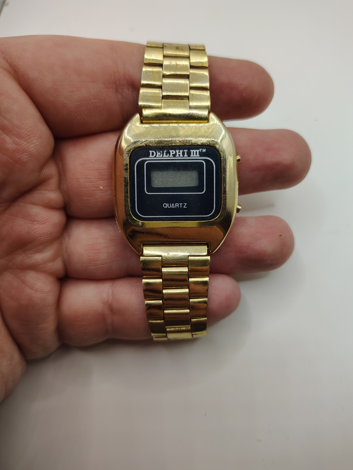 Vintage Delphi 3 Quartz Digital Watch Untested Needs Battery As-Is