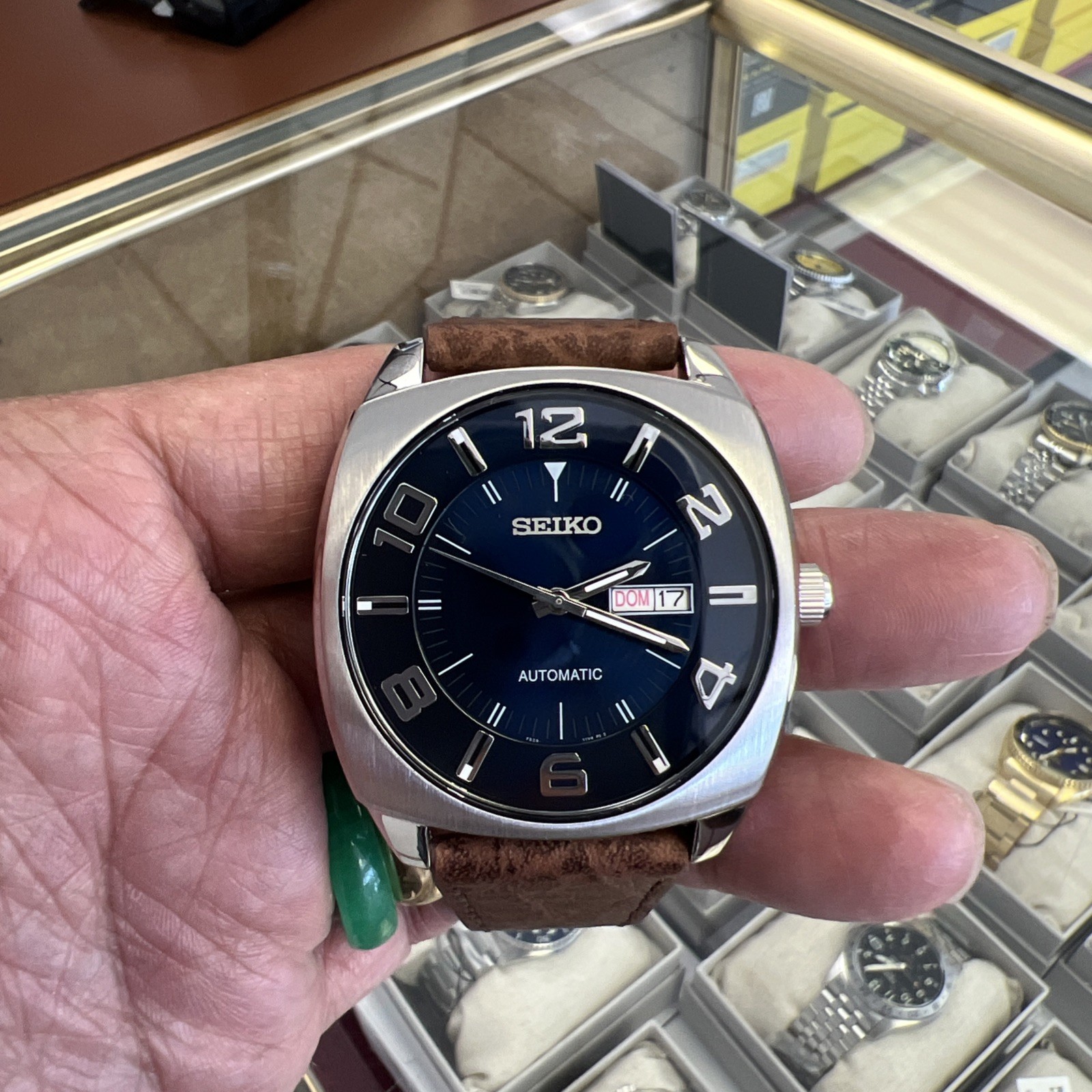 Authentic Seiko Dealer 💯Recraft Series Automatic Blue Dial Brown❤️SNKN37!