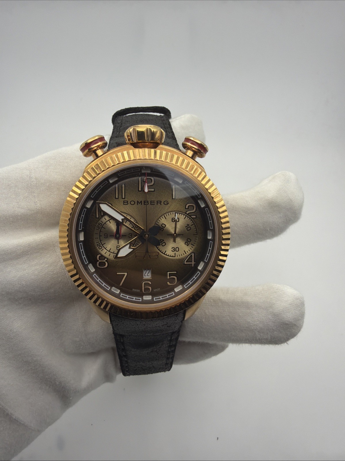 Bomberg / Chronograph Bolt-68 – NS44CH Bullhead Chronograph Swiss made