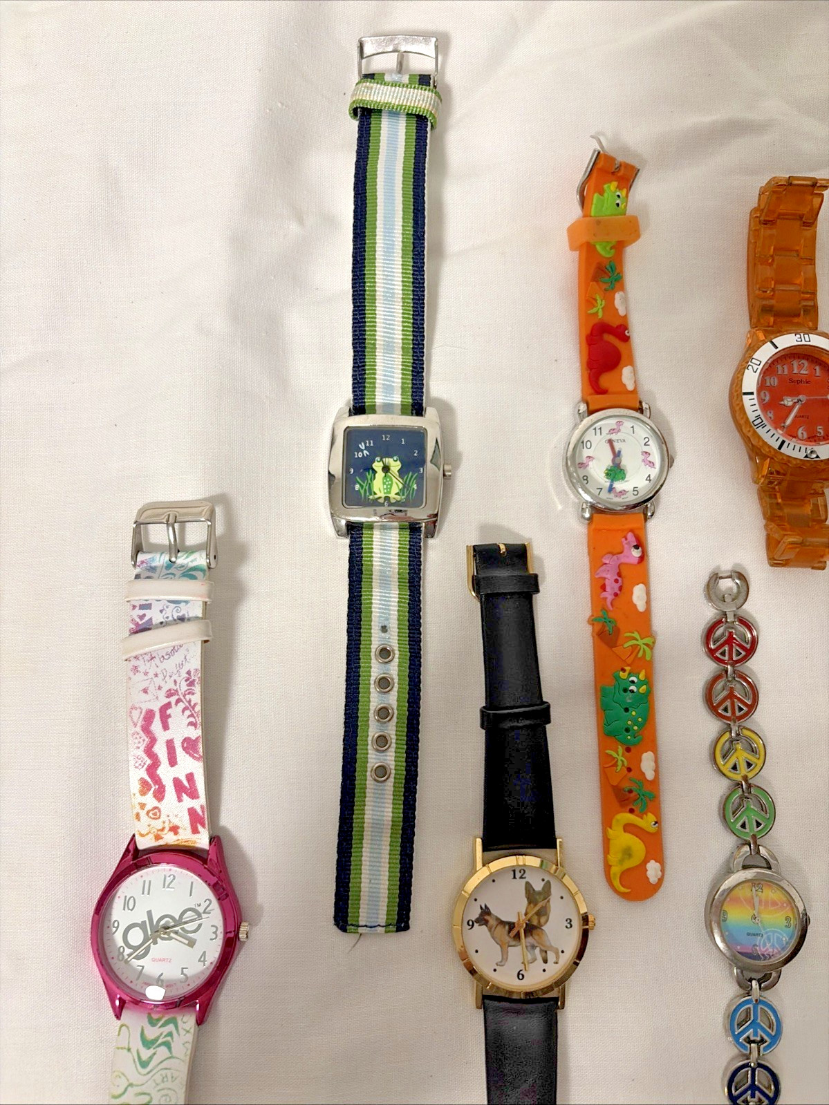 12 Kids and Teen Watches – Sophie, Geneva, Timex, GLEE, Lucky Charms, and More