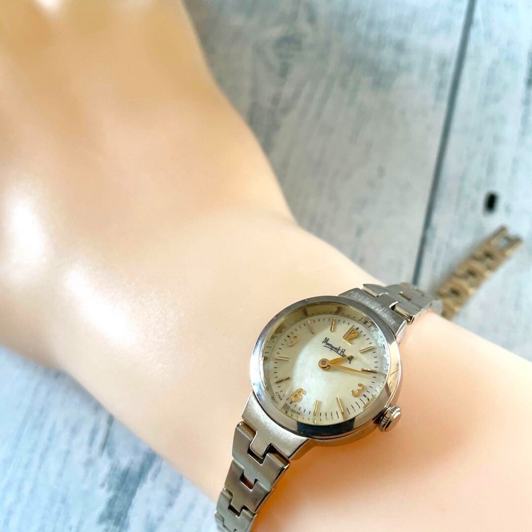 MARGARET HOWELL Watch Round Gold Used From Japan Check description