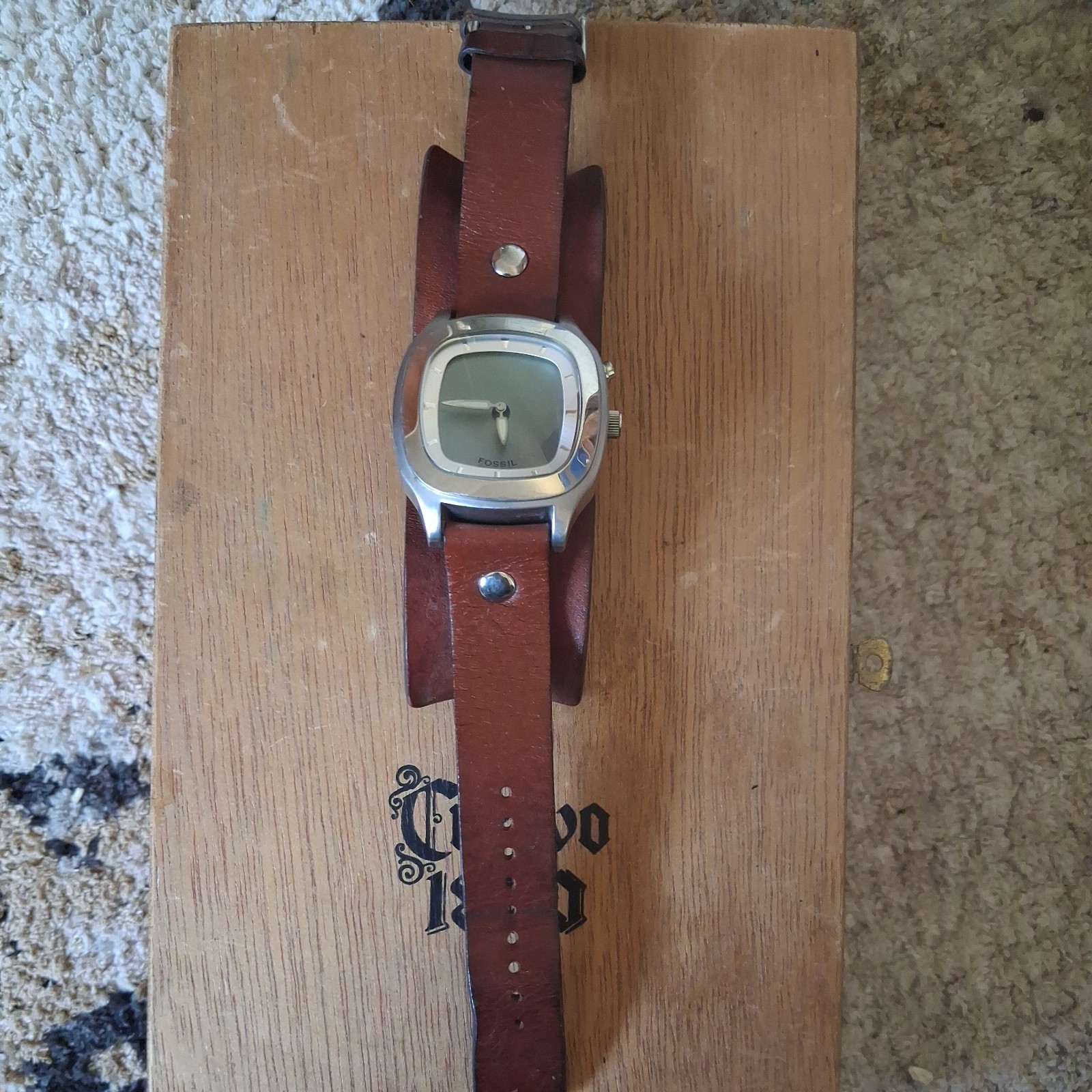 Fossil Big Tic Watch JR-8163 Needs Battery