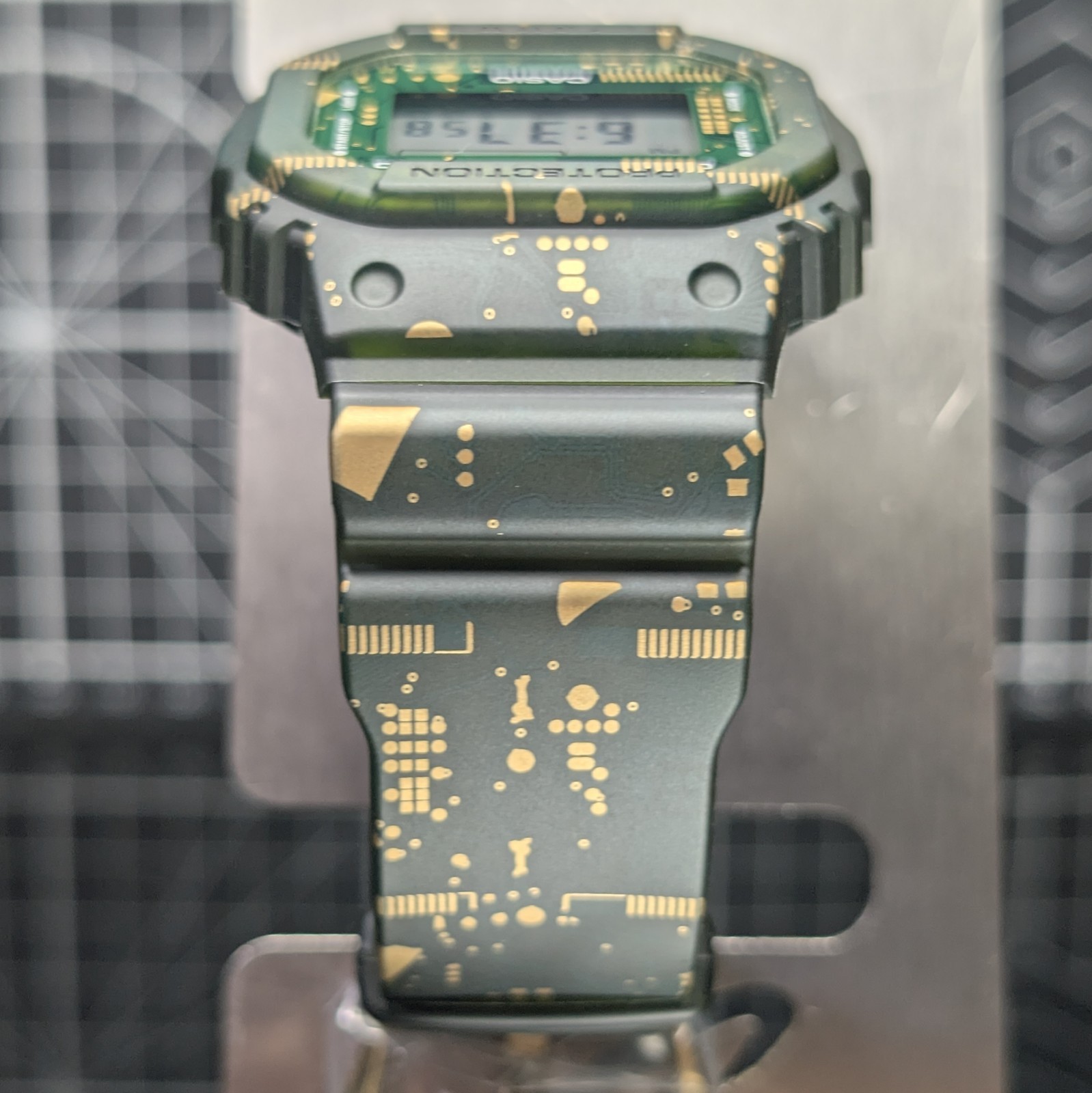 Casio G-Shock CIRCUIT CAMO DWE-5600 Green Gold Square Value Pack DWE-5600CC-3