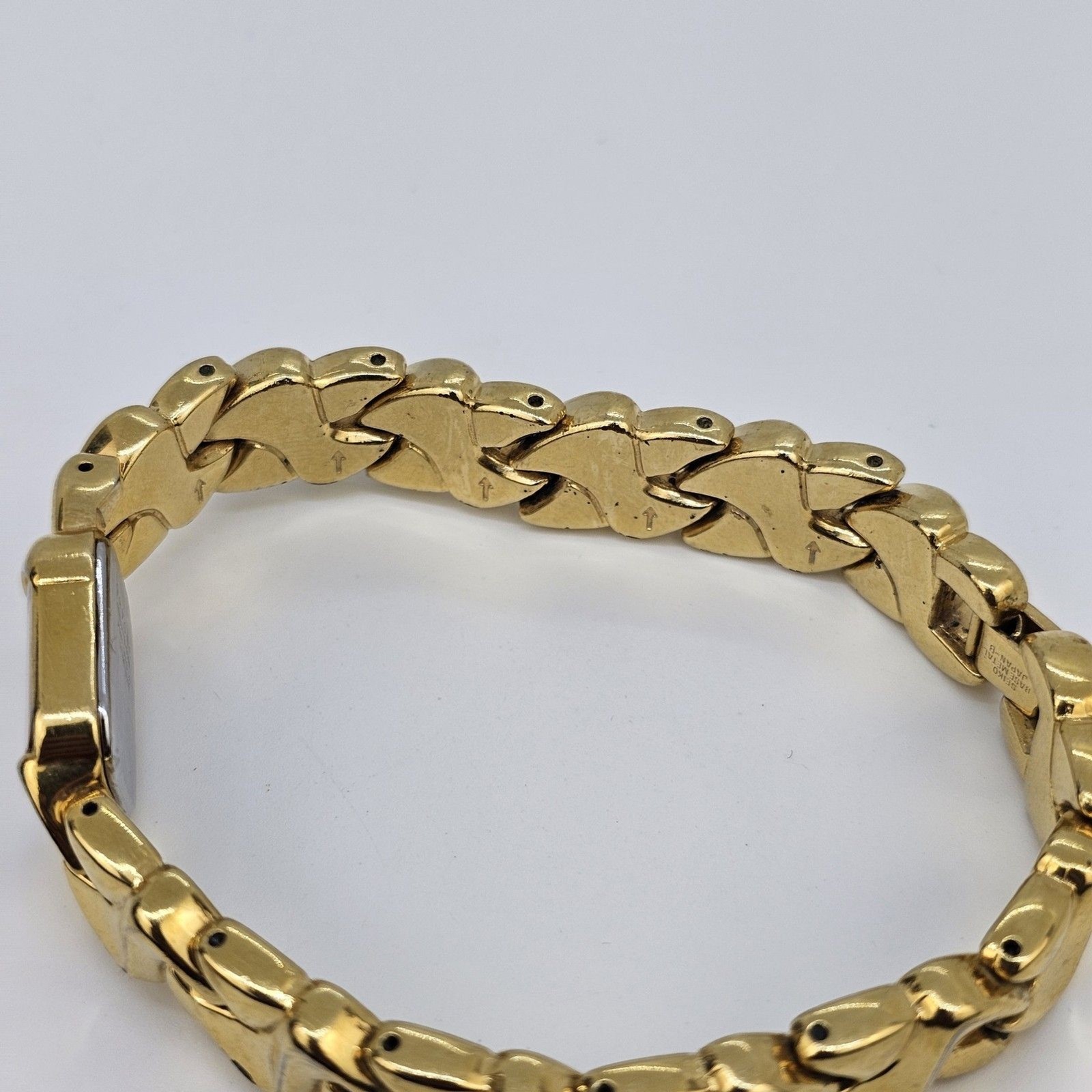 Seiko Women’s Watch 16MM Asymmetrical Gold Dial Bracelet Band 7″ New Battery