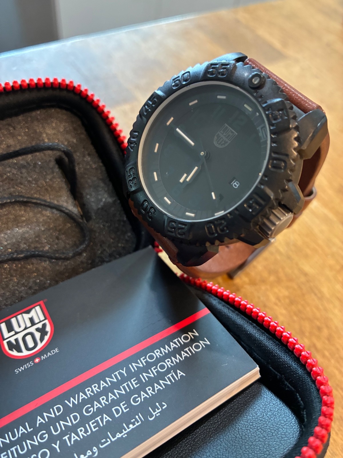 LUMINOX Series 3050/3950 Quartz Men’s Watch used
