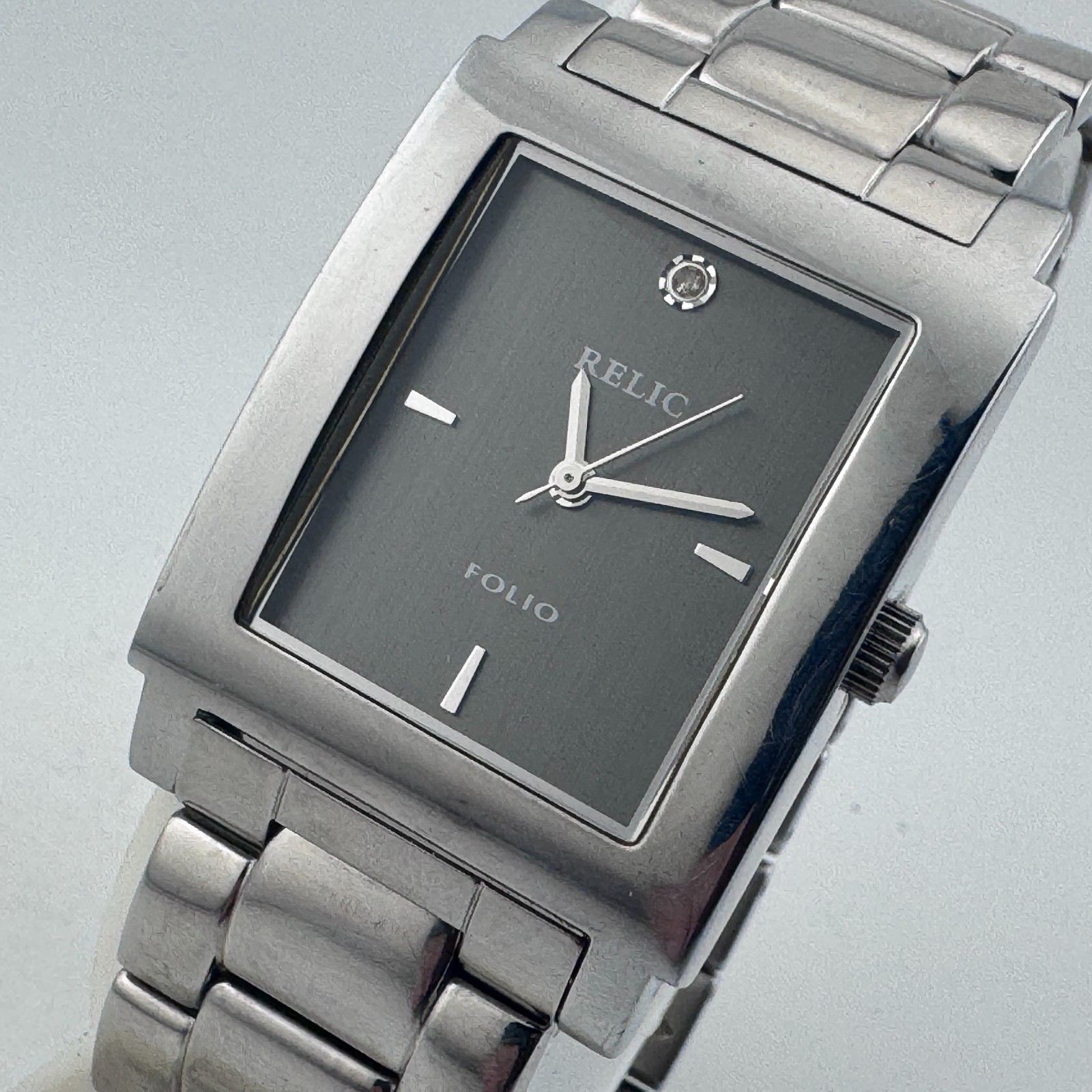 Relic Folio Quartz Watch ZR77031 Men 30m Silver Rectangle Analog New Batter 7.5″