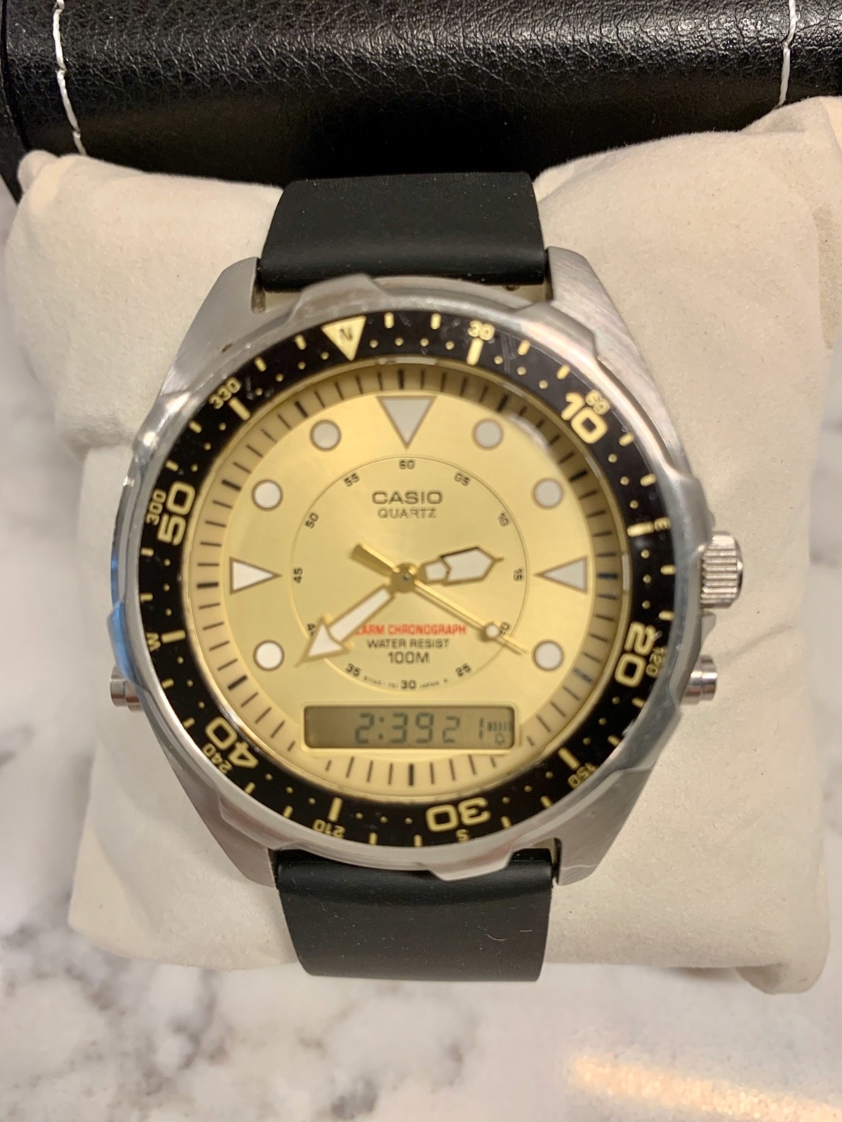Vintage Casio AMW-320C Mens Watch 45mm Champagne Dial Black Resin New Battery