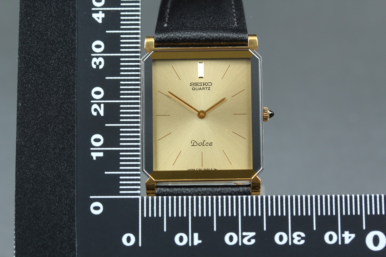 [Near MINT] SEIKO Dolce 7730-5020 Gold Dial Quartz Men’s Watch From JAPAN