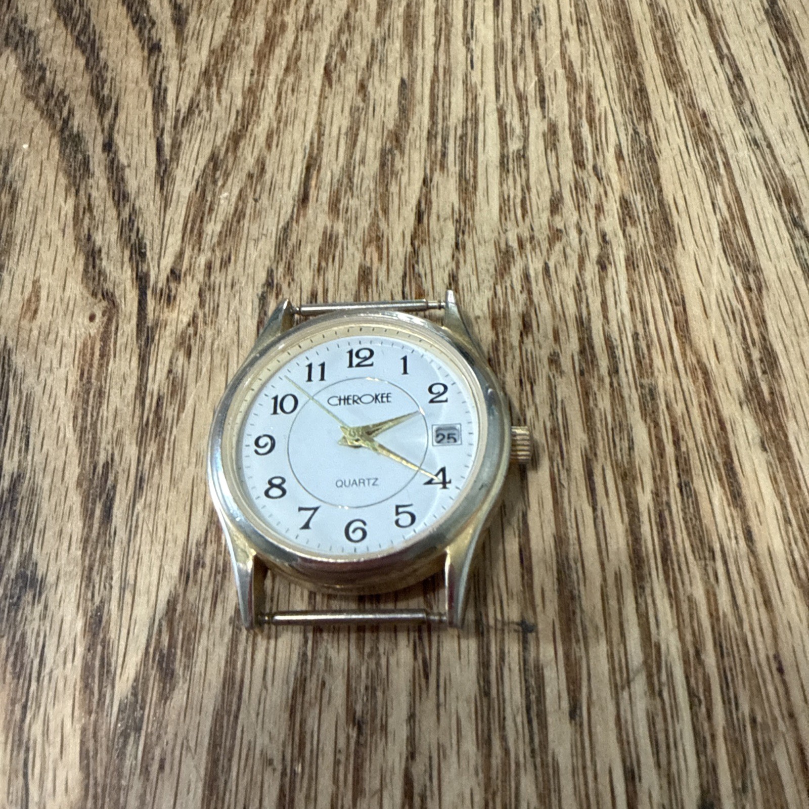 Women’s Non Working Cherokee Silver Tone Wrist Watch Quartz