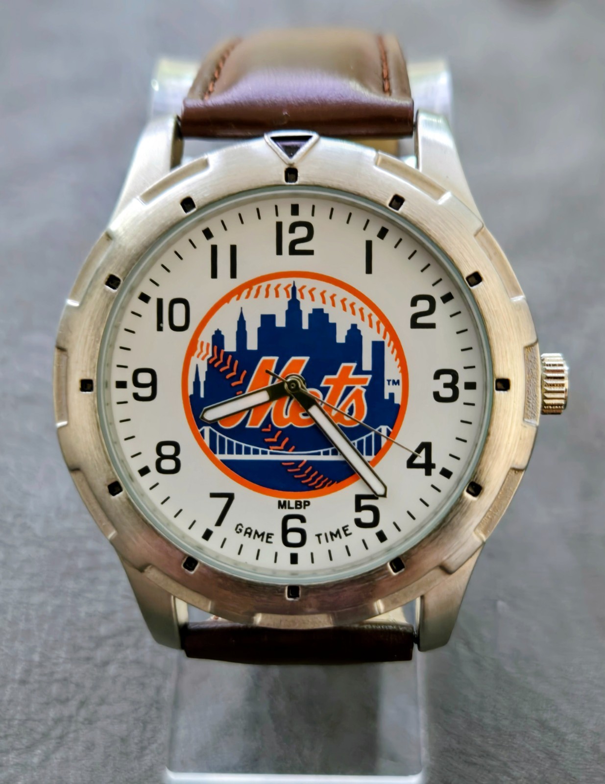New York Mets MLBP “Game Time” Wristwatch – Stainless Steel Case – Collectible