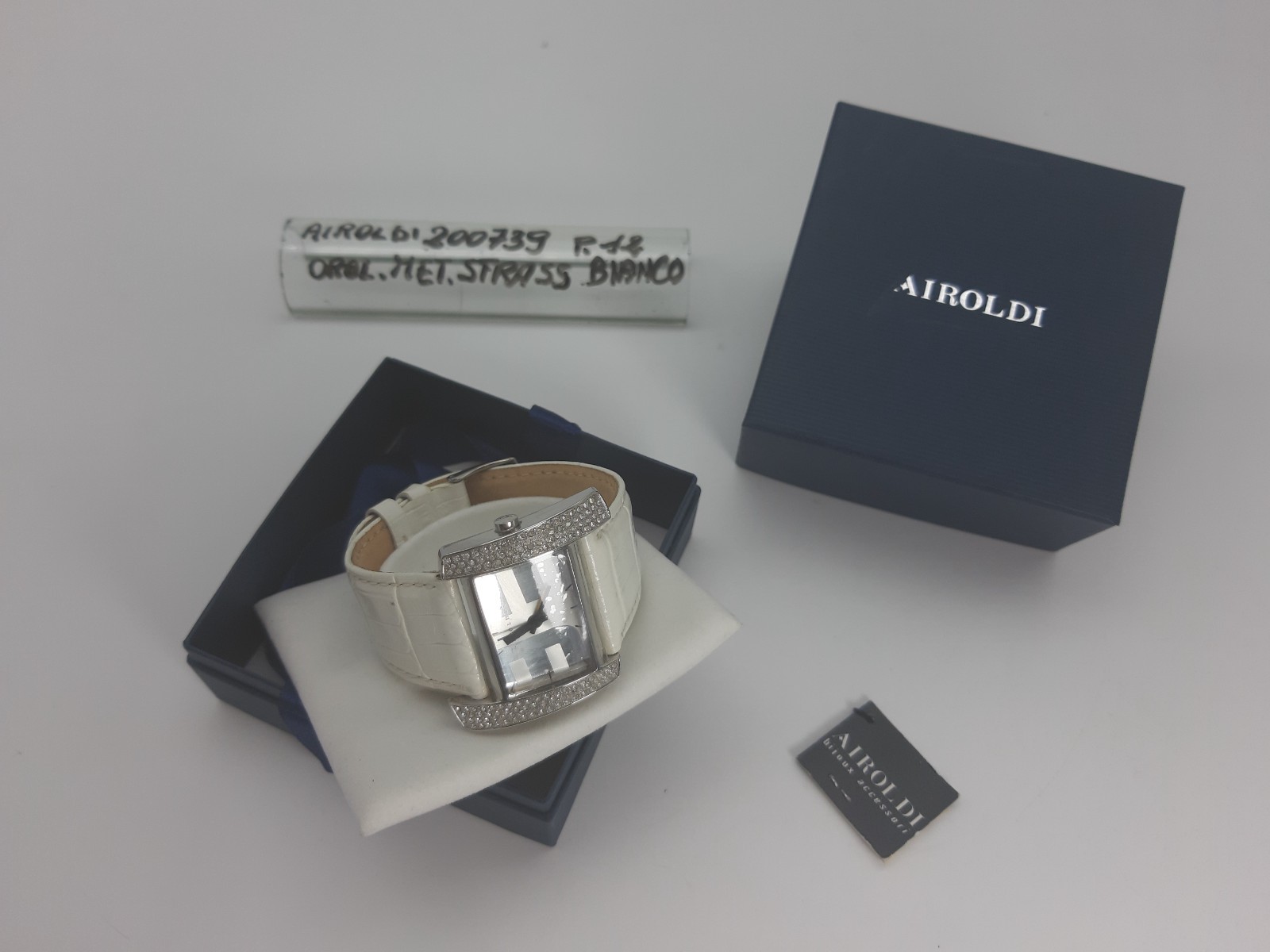 Women’s Leather/Steel Wrist Watch, White, 200739 AIRROLDI