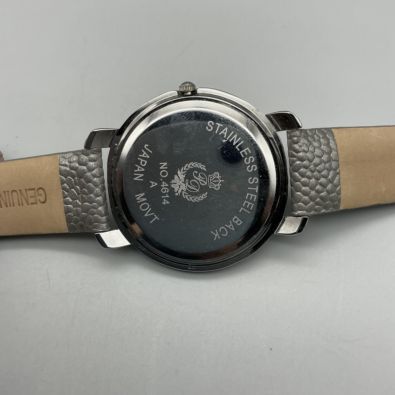 Premier Designs Women Watch 40mm MOP Dial Floating Crystals Leather New Battery