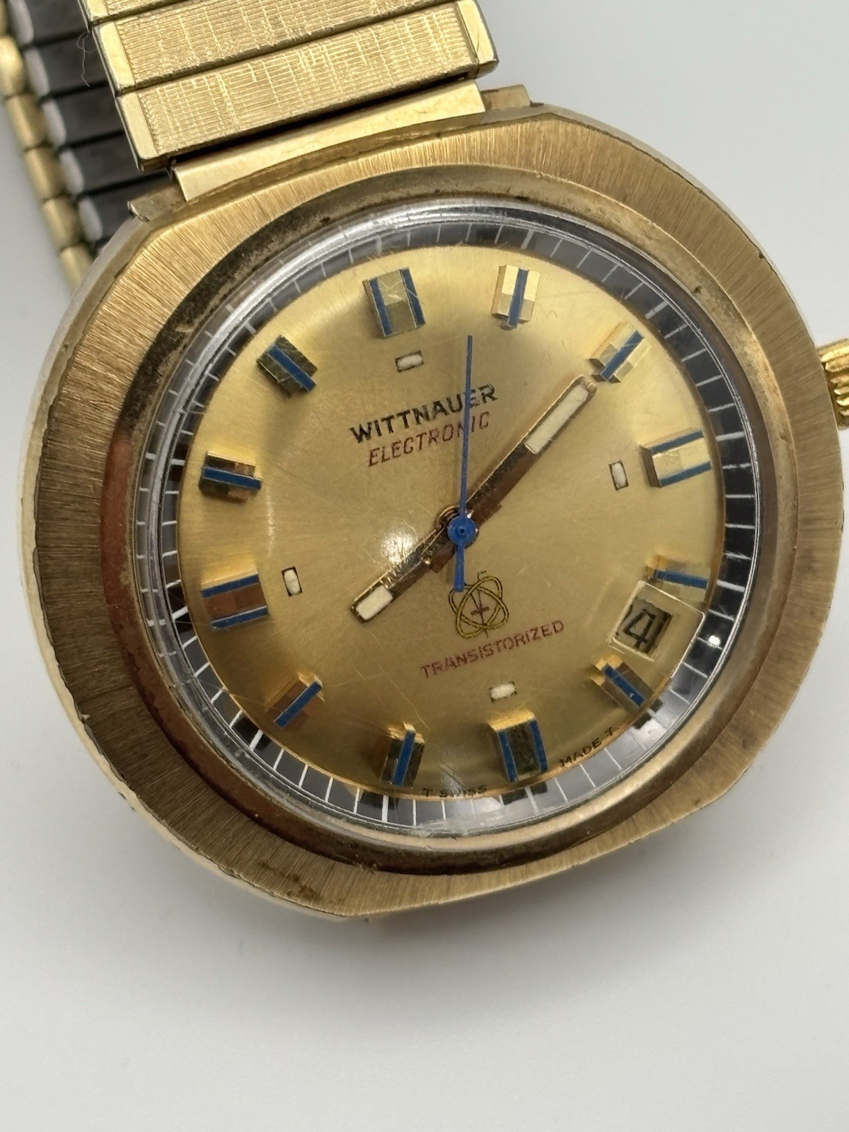 Wittnauer Electronic Vintage Men’s Manual Gold Tone Dial Date Bracelet