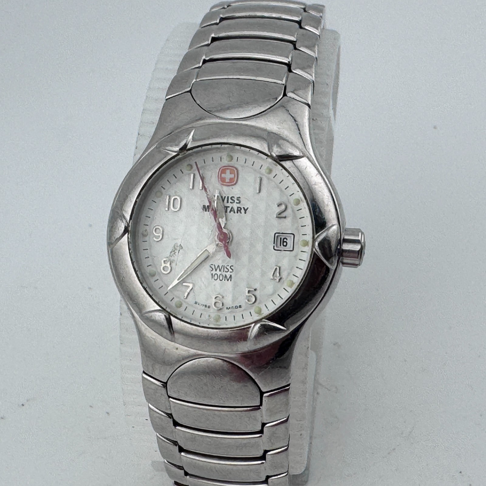 Swiss Military Quartz Watch Women 100m Silver Steel Fixed Bezel New Battery 6.5″