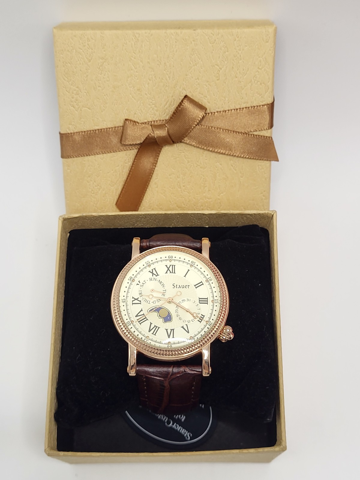 [ Brand NEW ] Stauer Mens Beige Dial Maroon Leather Strap Quartz Watch 20390