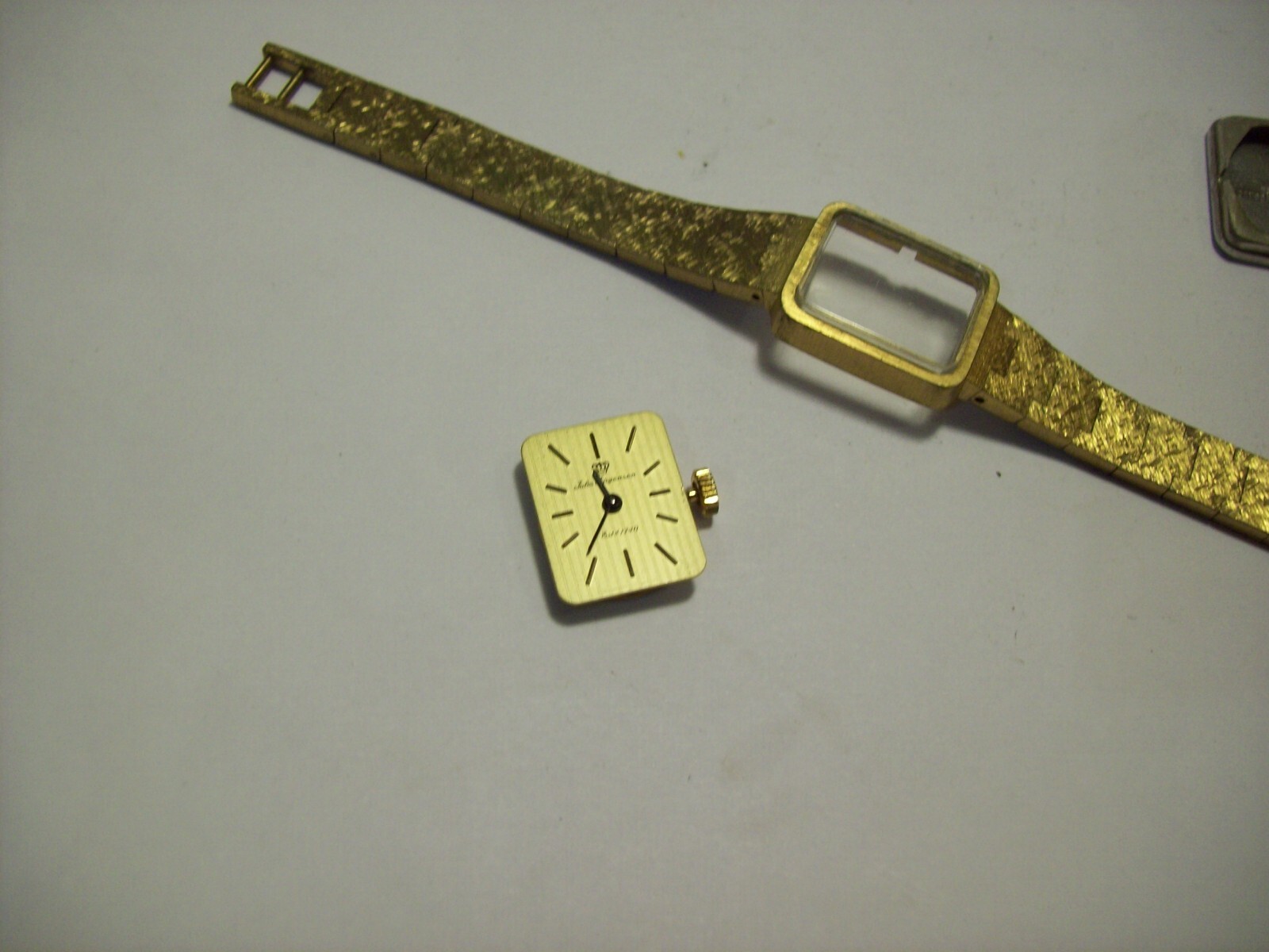 Jules Jurgenson Brass Ladies Watch Vintage 17-Jewel Swiss Mechanical Runs Great