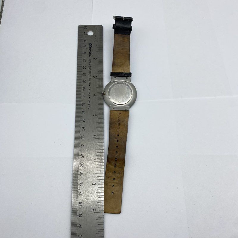 Skagen Denmark 141216 Men’s Stainless Steel Watch Black Leather Band 39mm