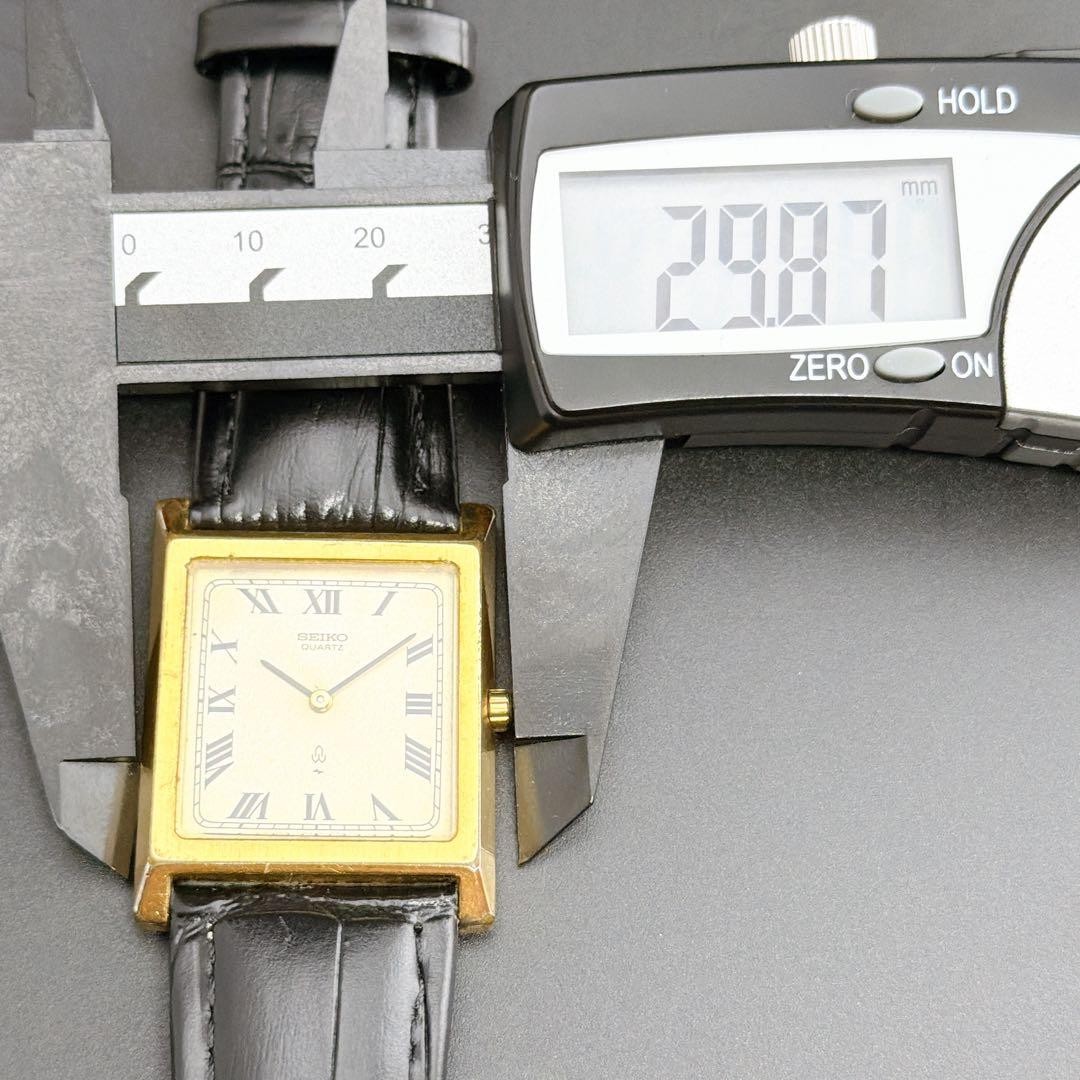 Seiko Tank Chariot Gold Quartz Men’s Watch Vintage Japan Used 071620