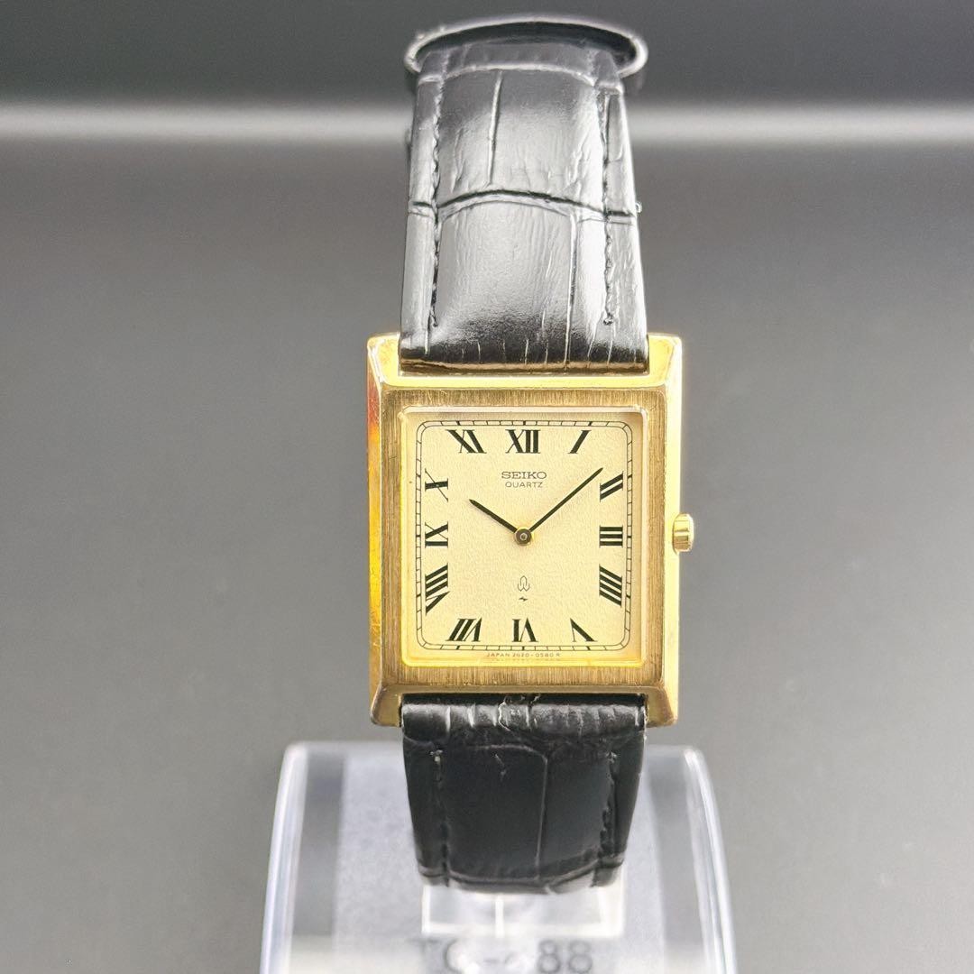Seiko Tank Chariot Gold Quartz Men’s Watch Vintage Japan Used 071620