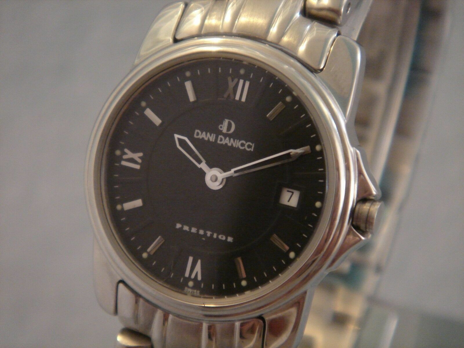 Swiss watch stainless steel for woman Dani Danicci 3 atm black dial