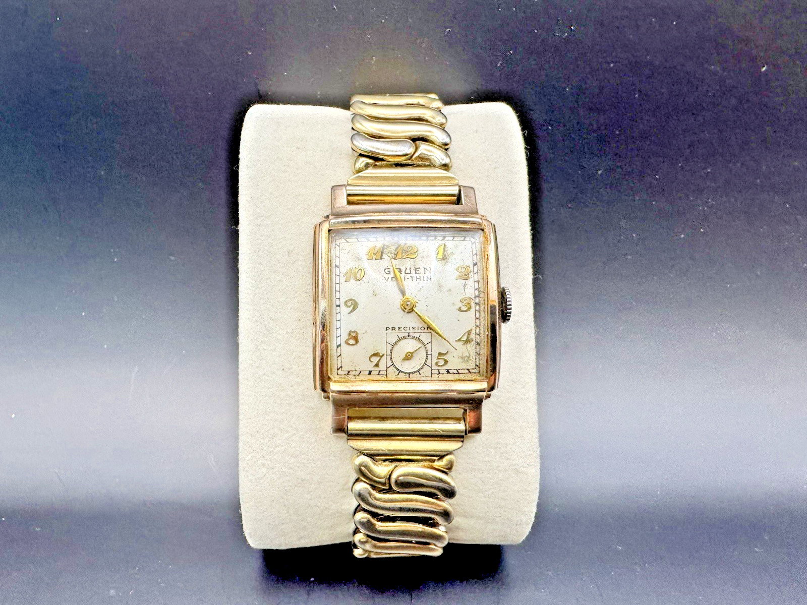 Vintage 1940’s Men’s Gruen Precision 17J Veri-Thin Mechanical Watch Runs