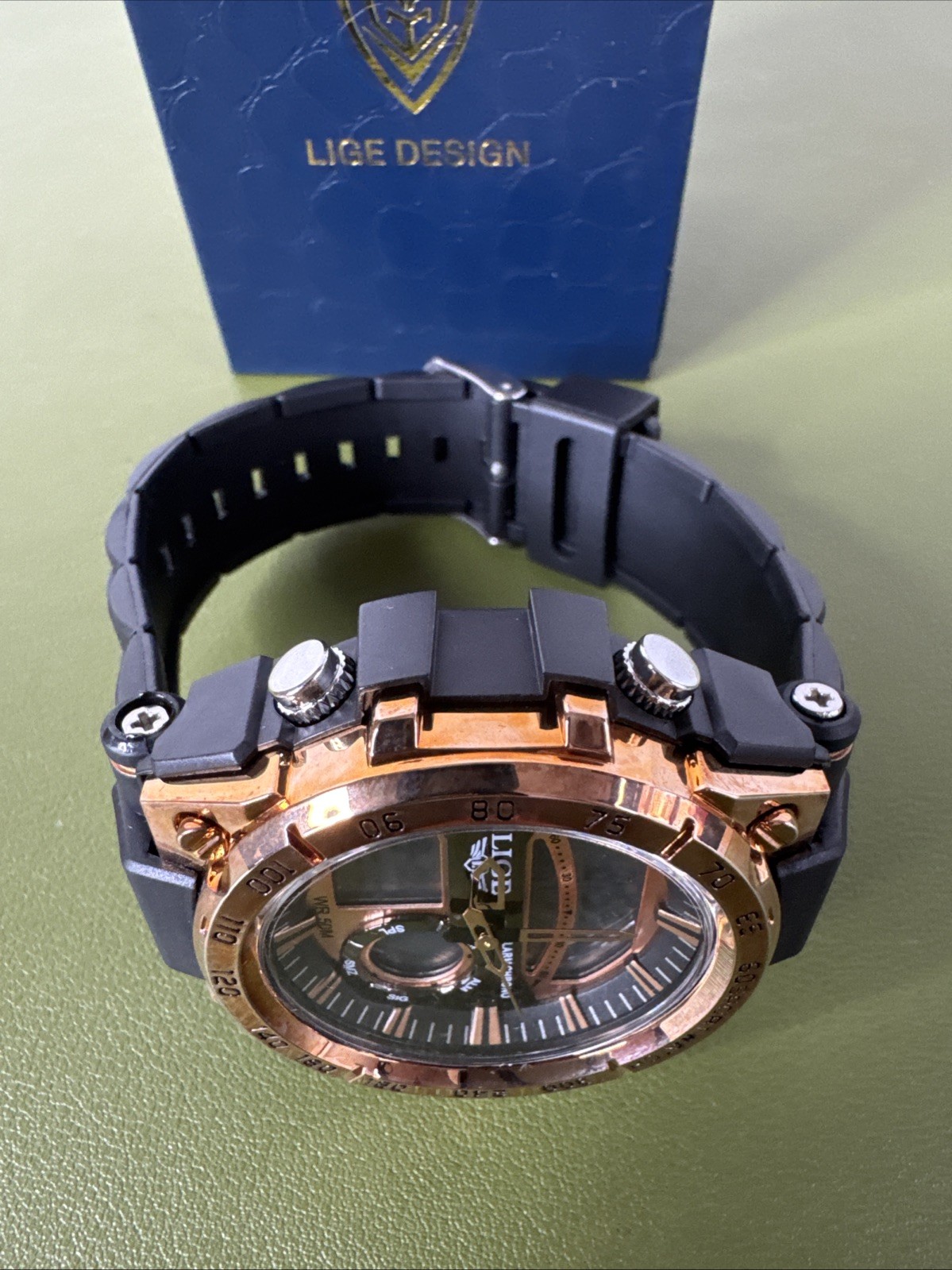 LIGE Dream, Digital – Analog Sport Watch! Black & Gold Chronograph – WR 50m