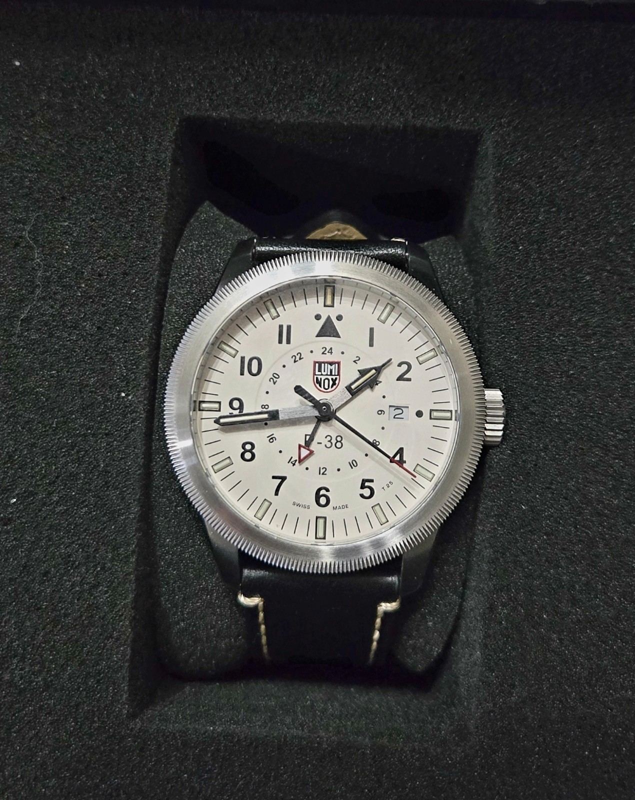 Luminox XA.9527 Men’s P-38 Lightning Black Leather Strap Watch