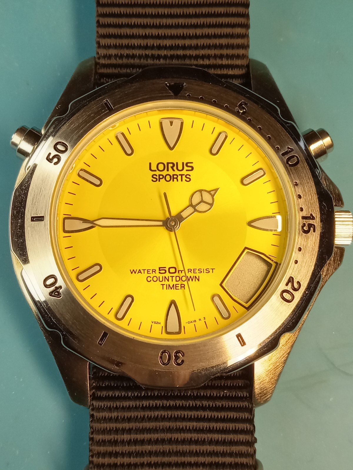Vintage Lorus Sport Men’s Watch 41mm Countdown Timer V52H-0A10 ; Needs Battery