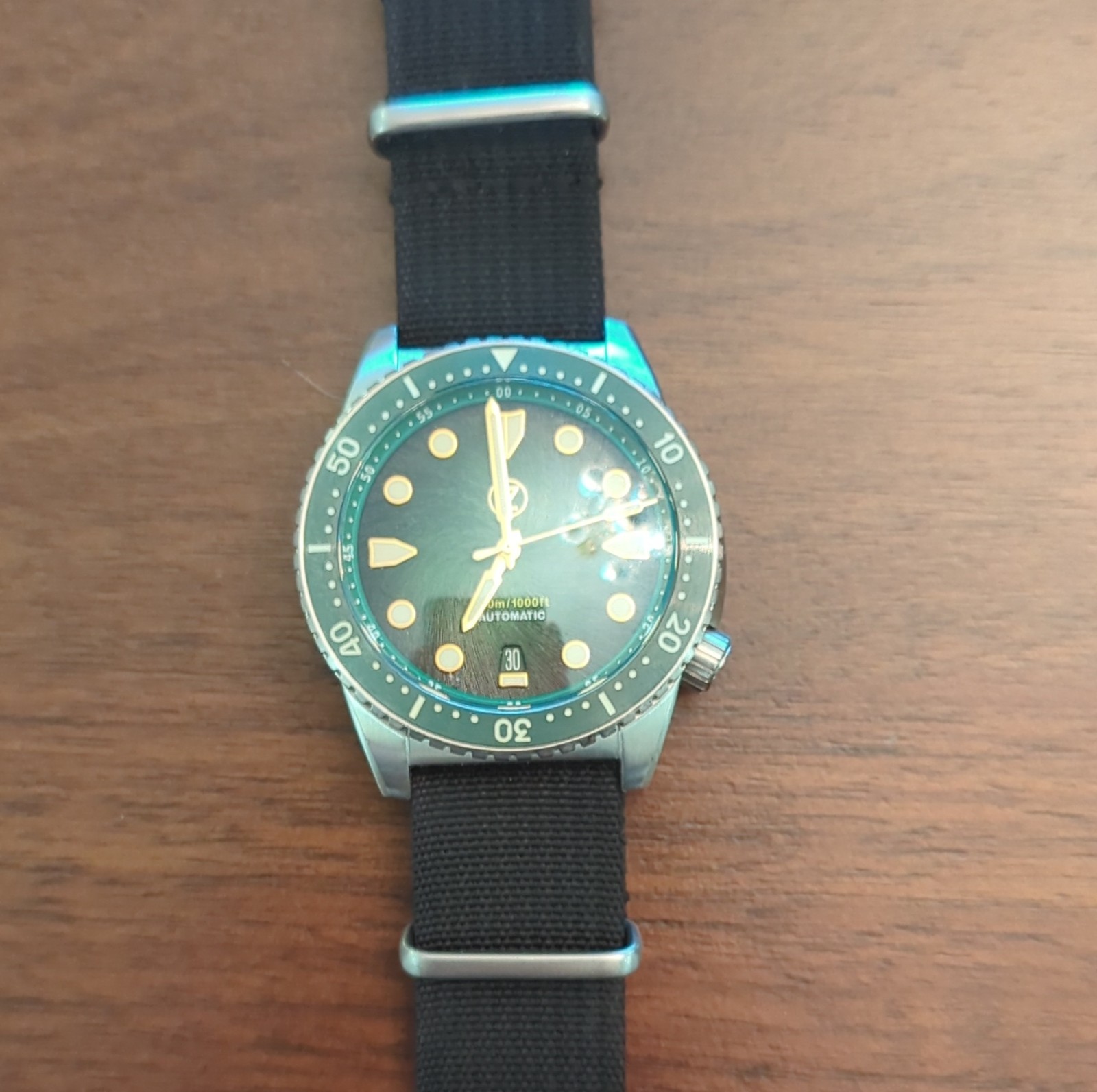 Zelos Mako v3 Antique Green, Nylon/Steel/Rubber Straps, Watch Roll