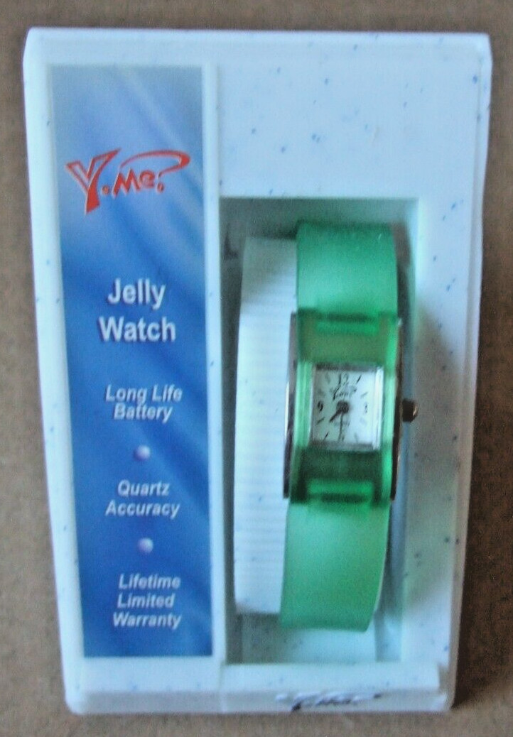 NEW VINTAGE TOYS R US “Y ME?” LIGHT GREEN JELLY QUARTZ WRISTWATCH