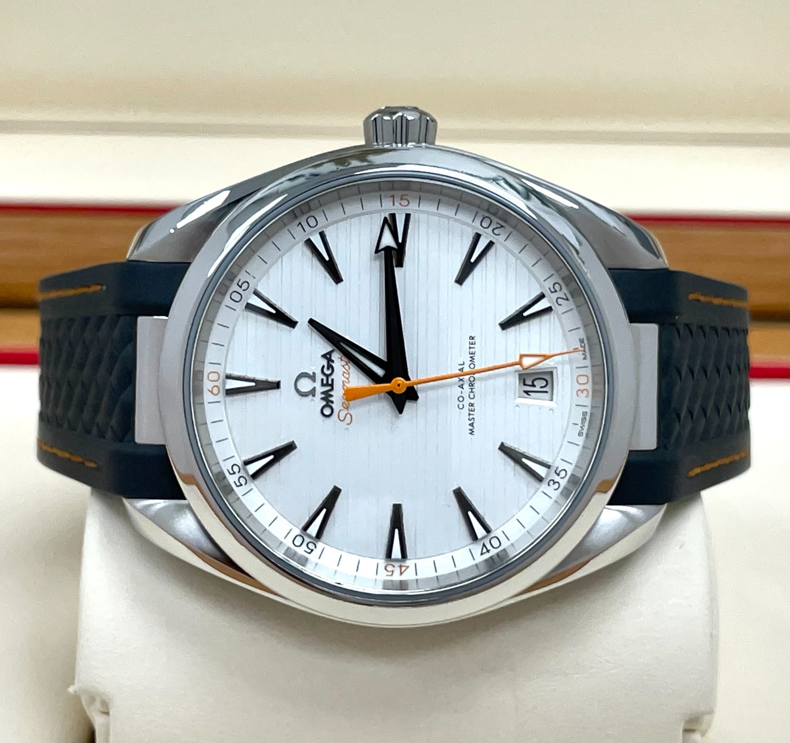 OMEGA SEAMASTER AQUA TERRA WHITE DIAL 22012412102002 BOX AND CARD UNDATED 41MM